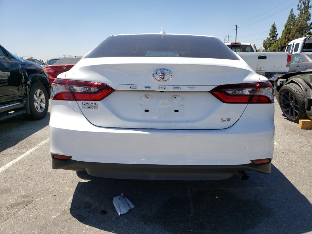 2023 TOYOTA CAMRY LE - Фото 6