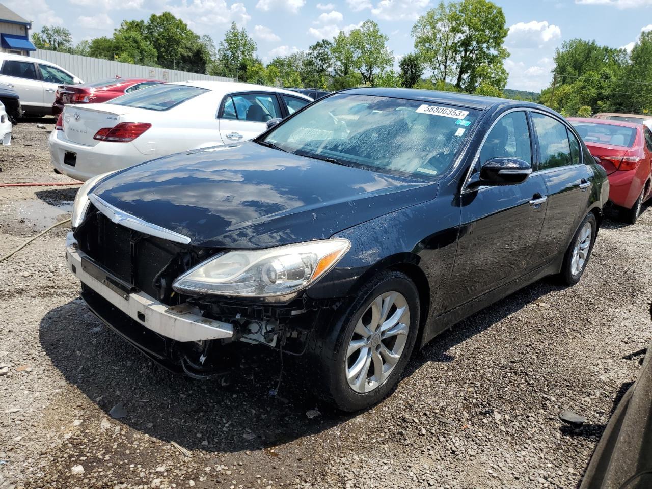 2013 HYUNDAI GENESIS 3. car image