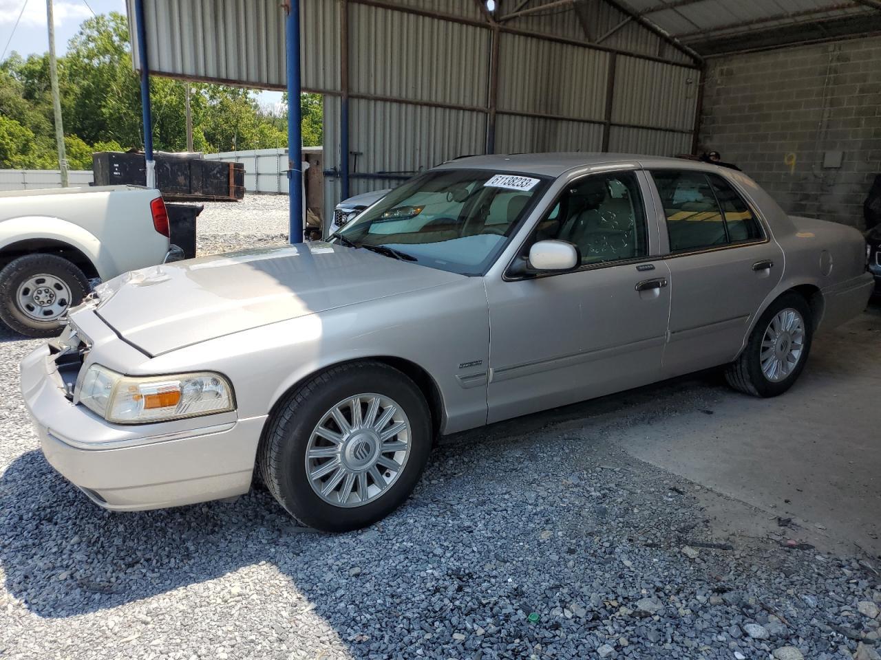 2010 MERCURY GRAND MARQ