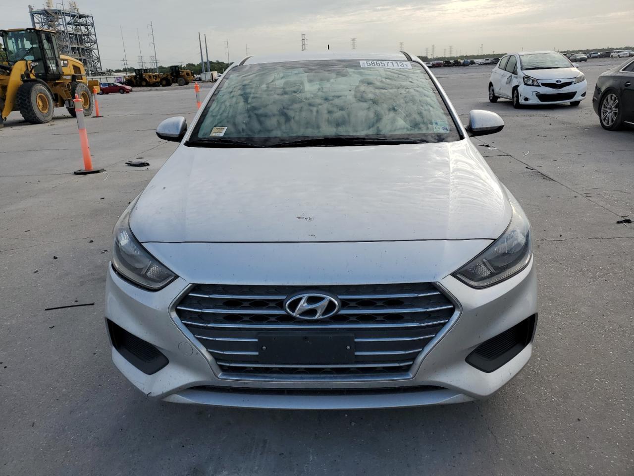 2019 HYUNDAI ACCENT SE - Фото 5