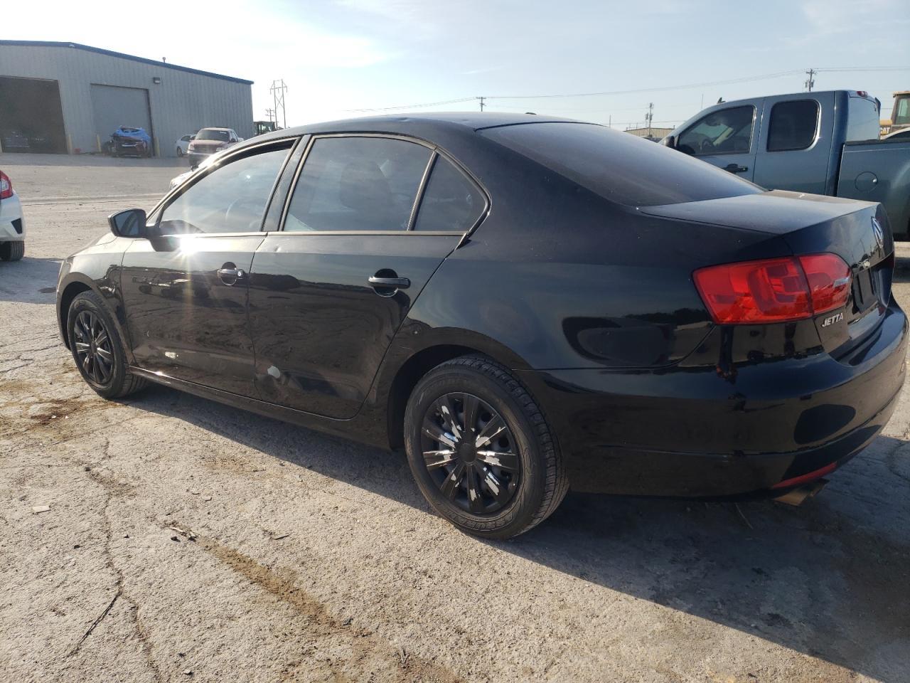 2013 VOLKSWAGEN JETTA BASE - Фото 2