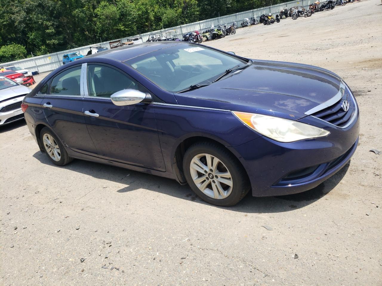 2011 HYUNDAI SONATA GLS - Image 4