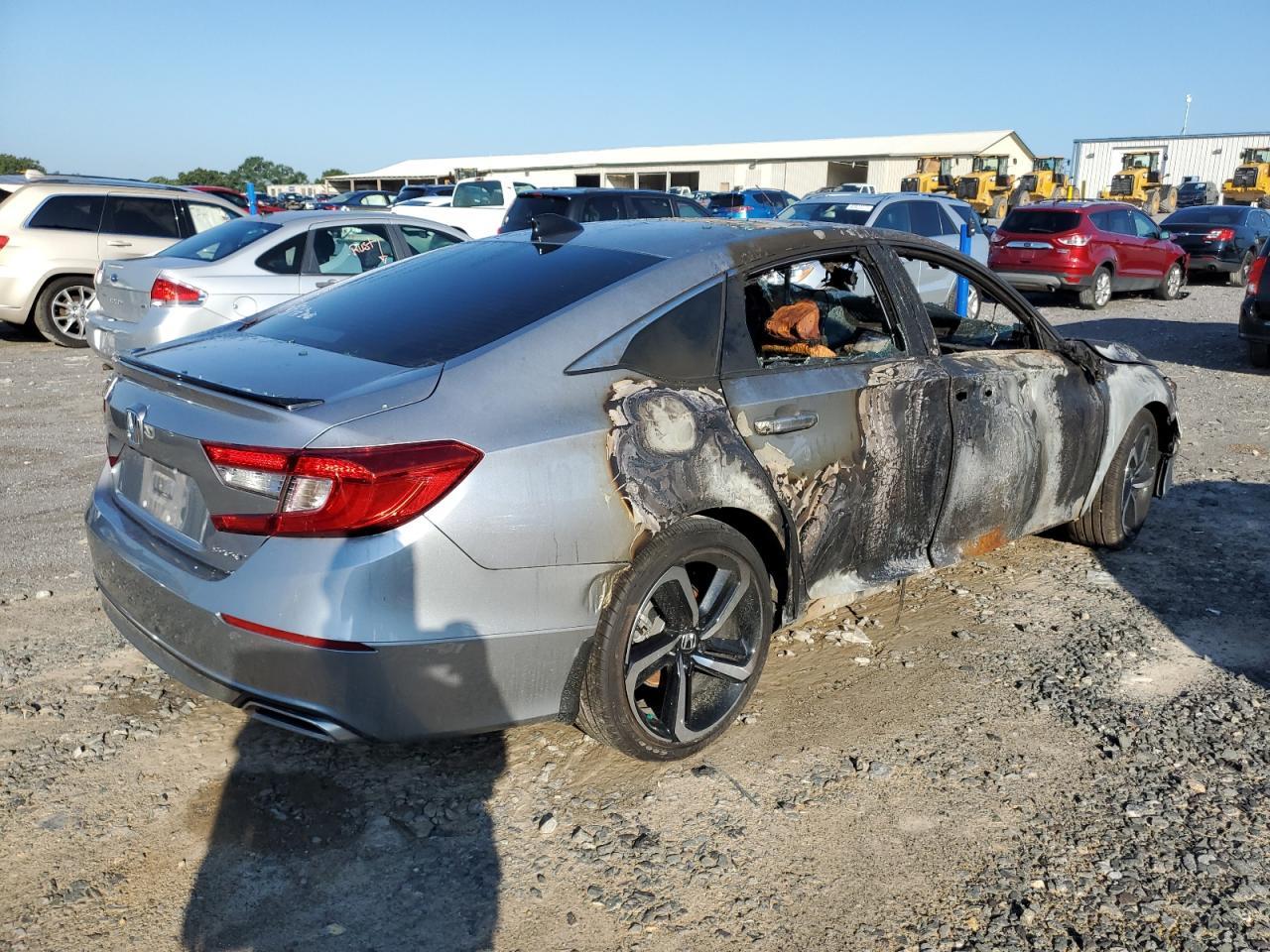 2022 HONDA ACCORD SPO - Фото 3