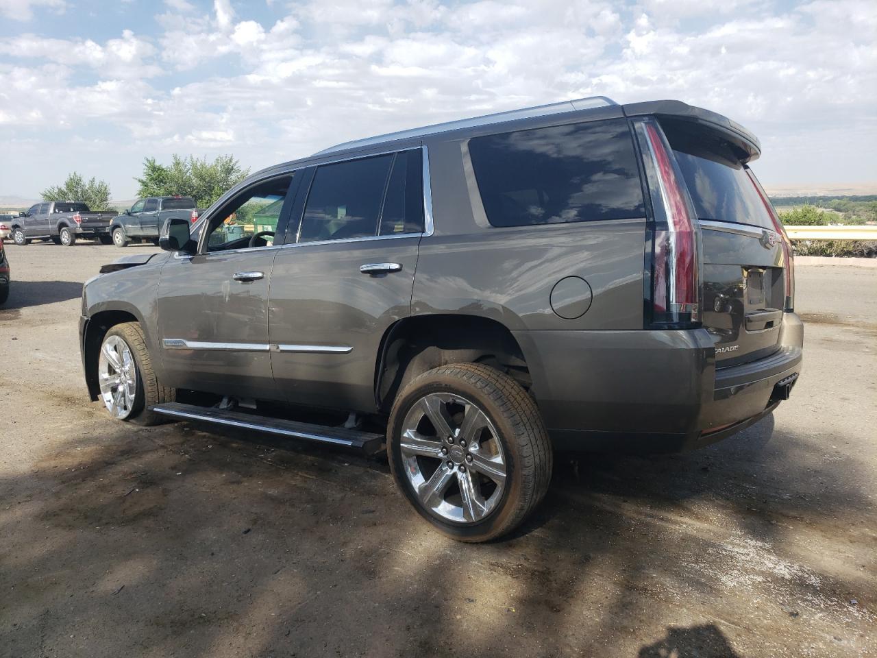 2016 CADILLAC ESCALADE P - Image 2