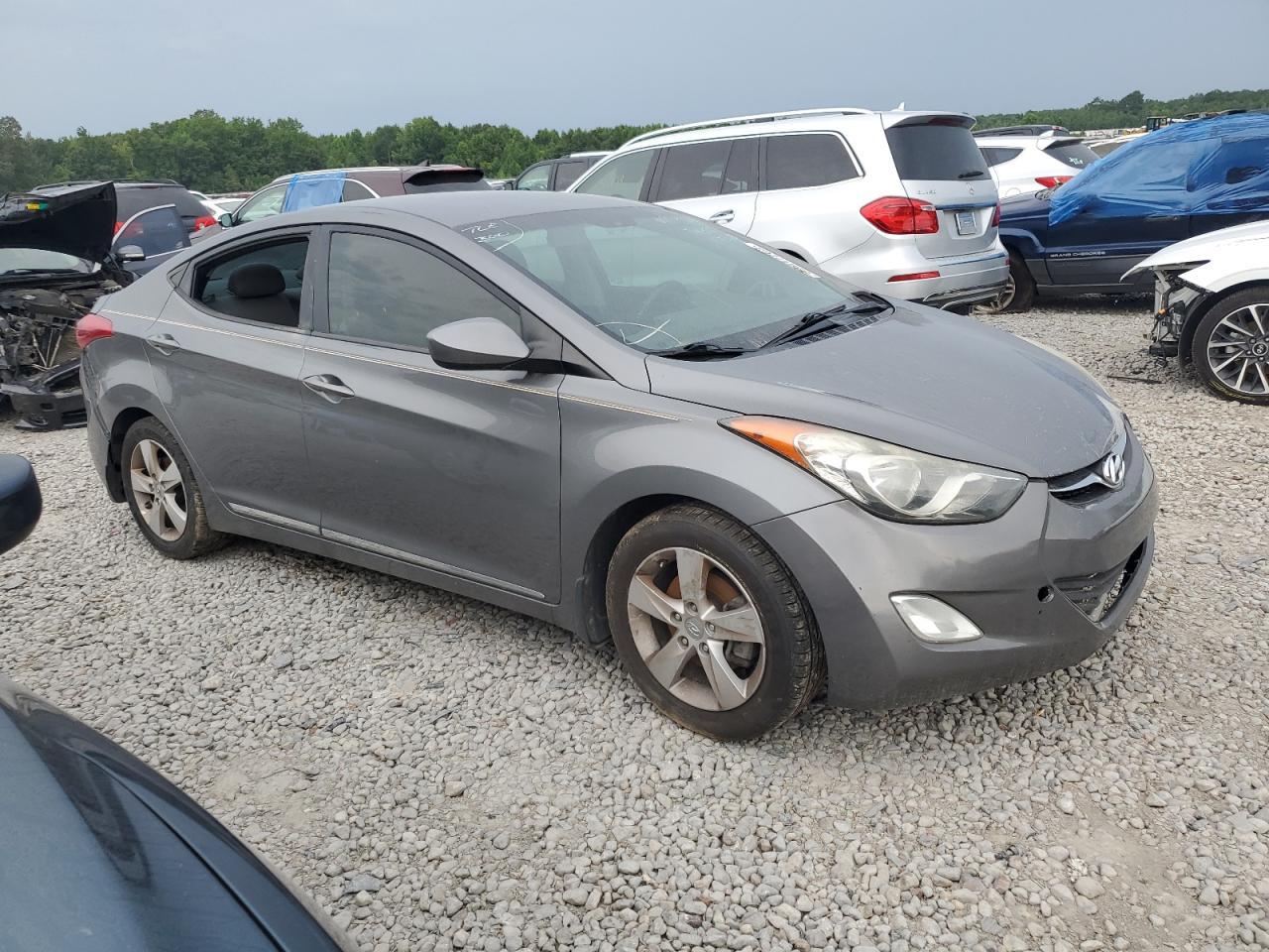 2013 HYUNDAI ELANTRA GL - Image 4