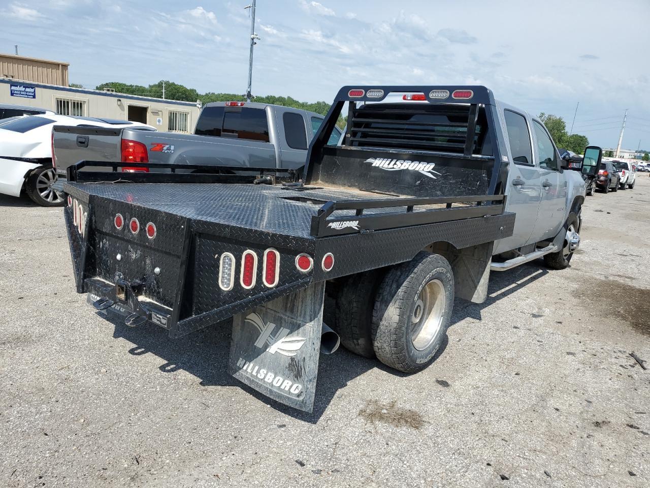 2012 CHEVROLET SILVERADO - Image 3