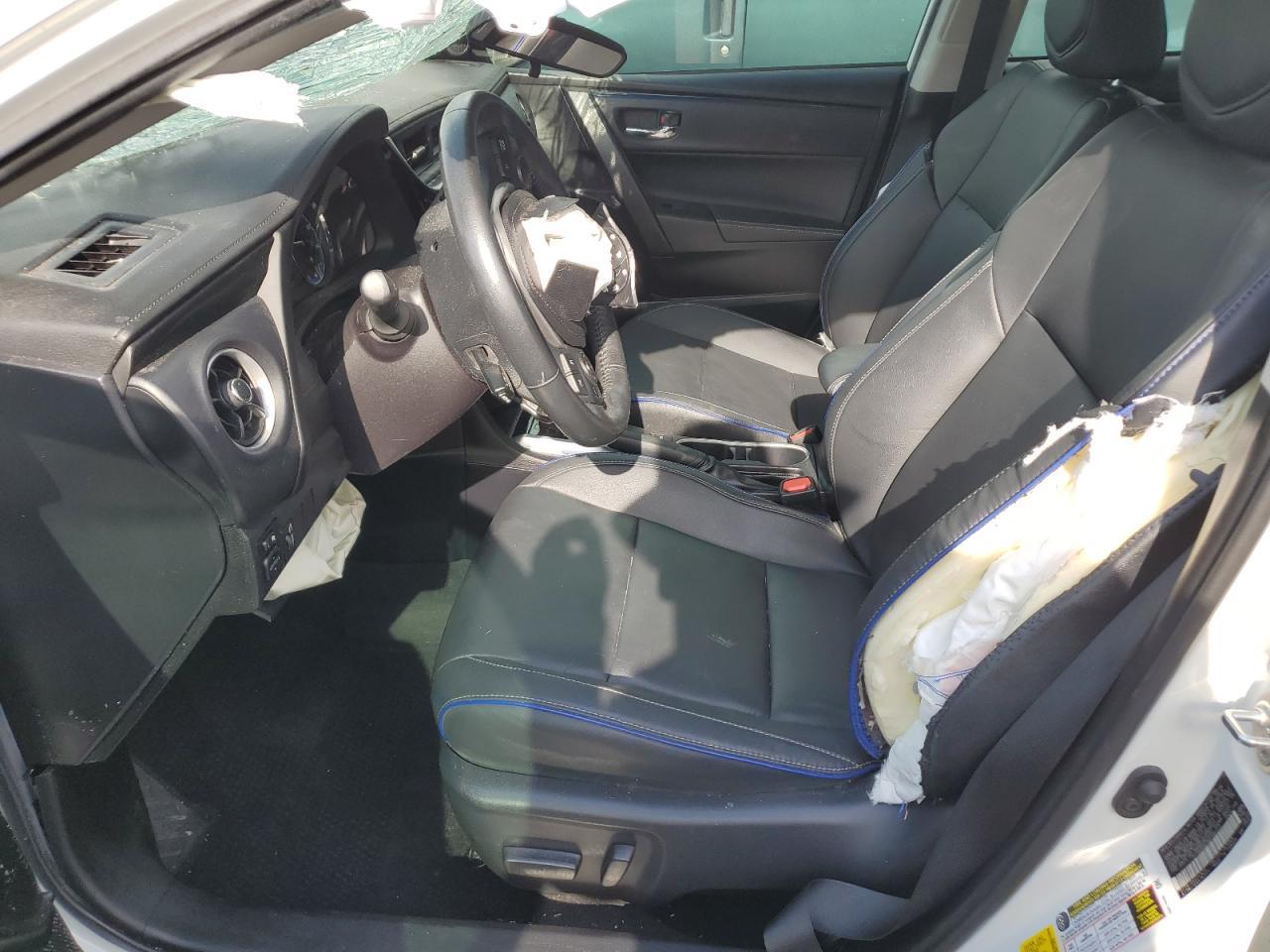 2019 TOYOTA COROLLA L - Image 7