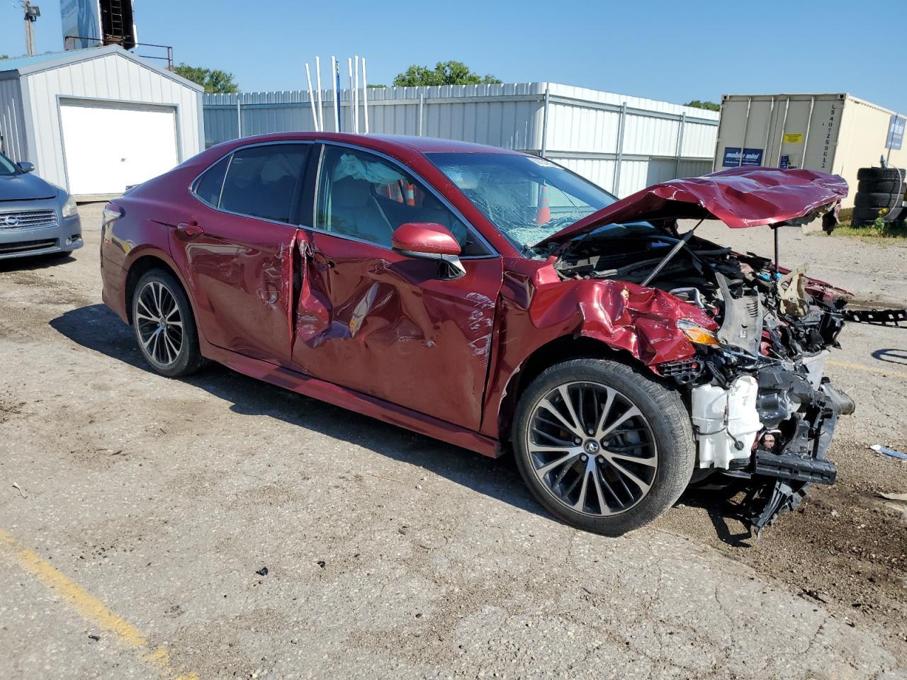 2018 TOYOTA CAMRY L - Image 4