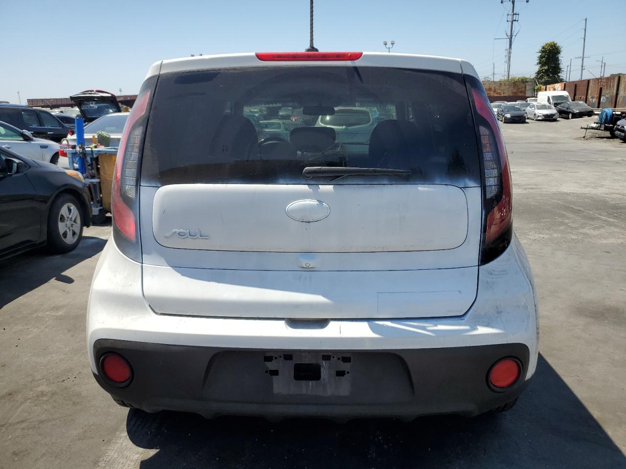 2017 KIA SOUL - Фото 6