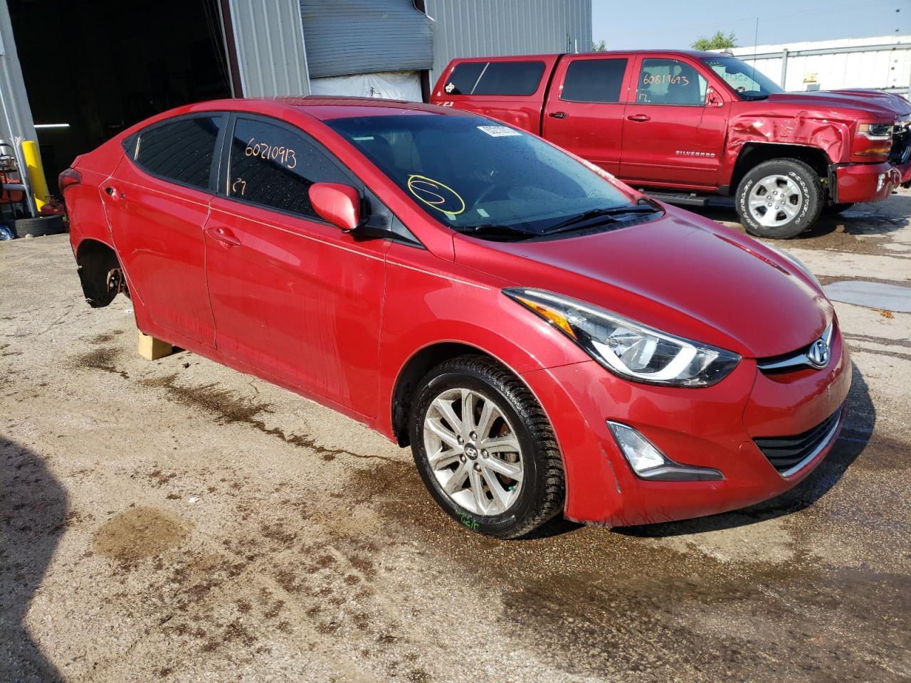 2015 HYUNDAI ELANTRA SE - Image 4
