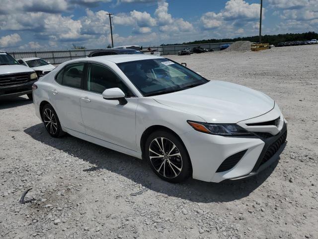 2020 Toyota Camry Se - Image 4