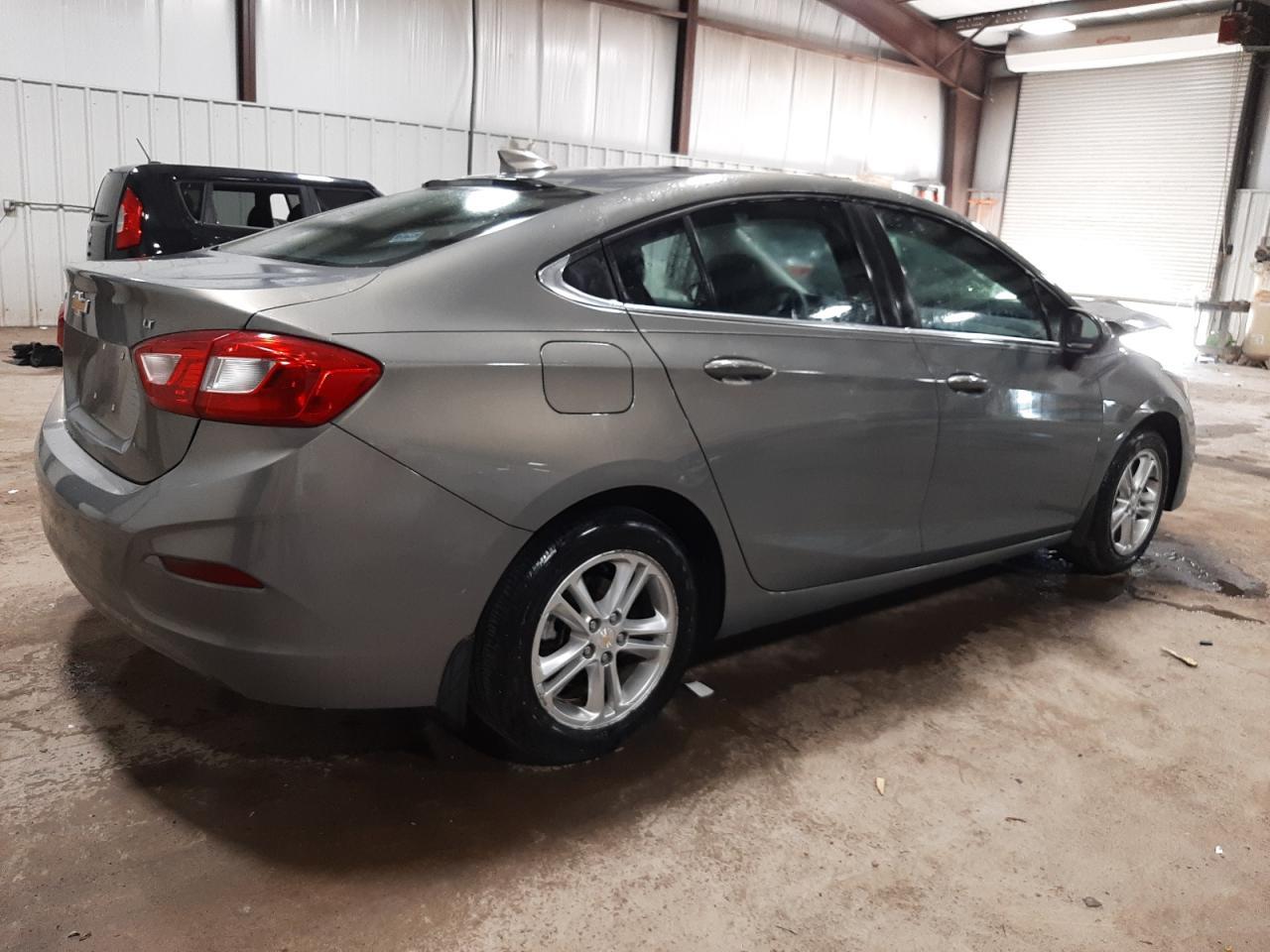 2017 CHEVROLET CRUZE LT - Фото 3