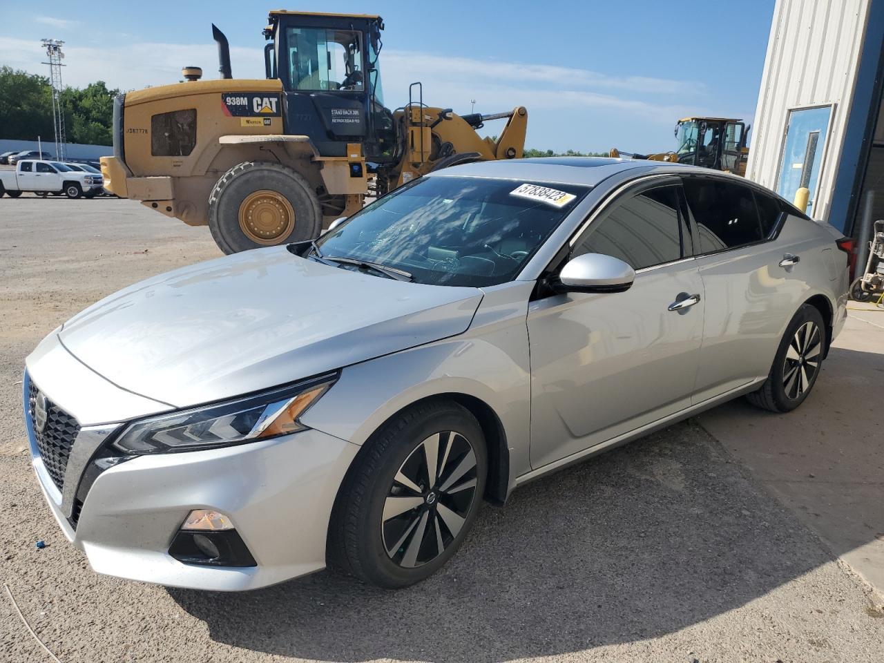 2021 NISSAN ALTIMA SL car image