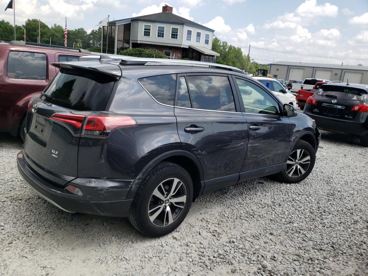 2017 TOYOTA RAV4 XLE - Image 3
