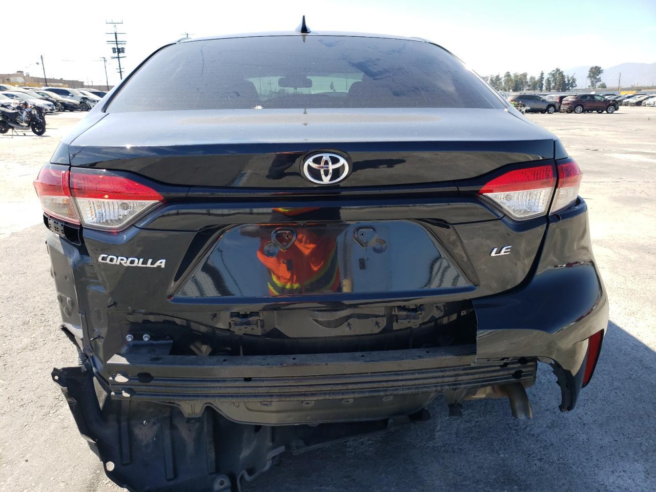 2021 TOYOTA COROLLA LE - Image 6