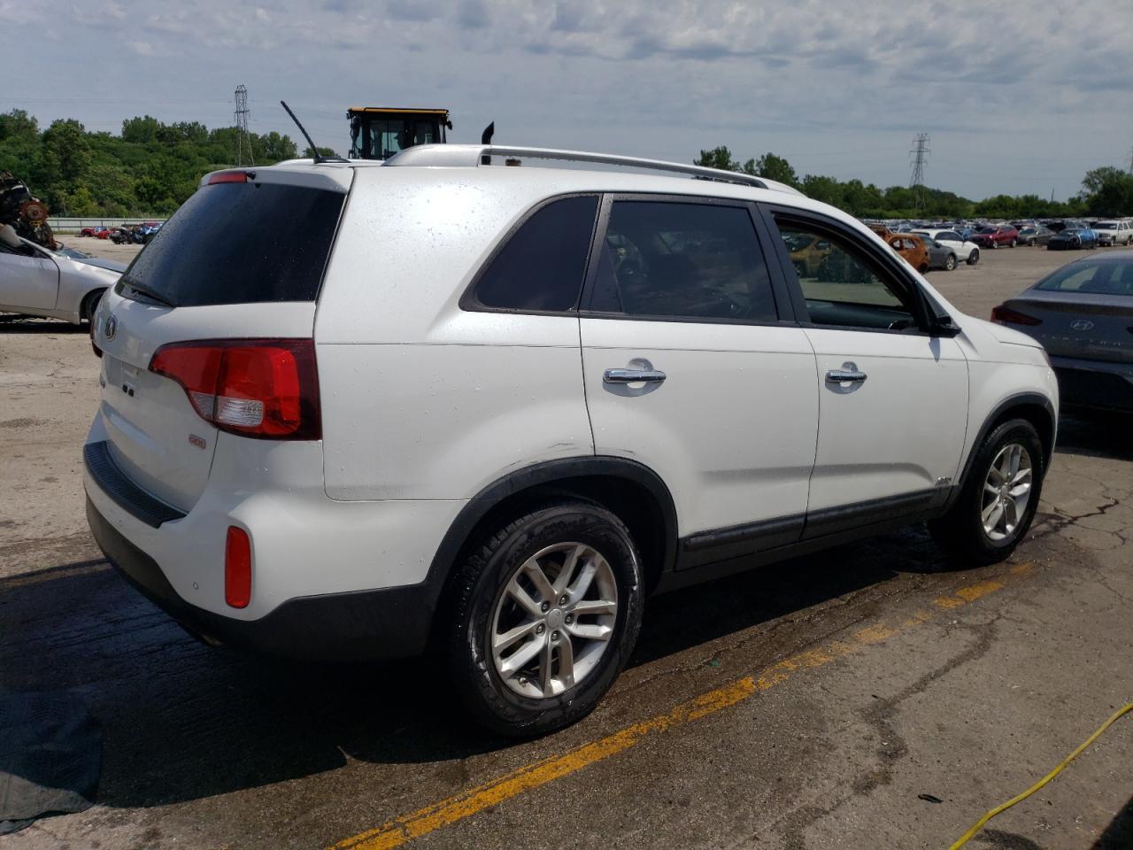 2015 KIA SORENTO LX - Image 3