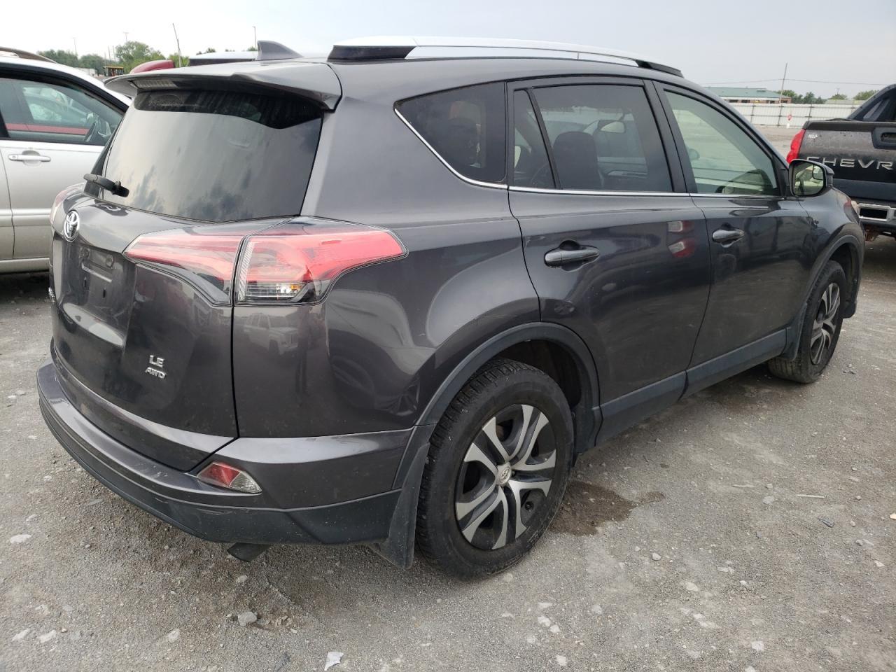2016 TOYOTA RAV4 LE - Фото 3