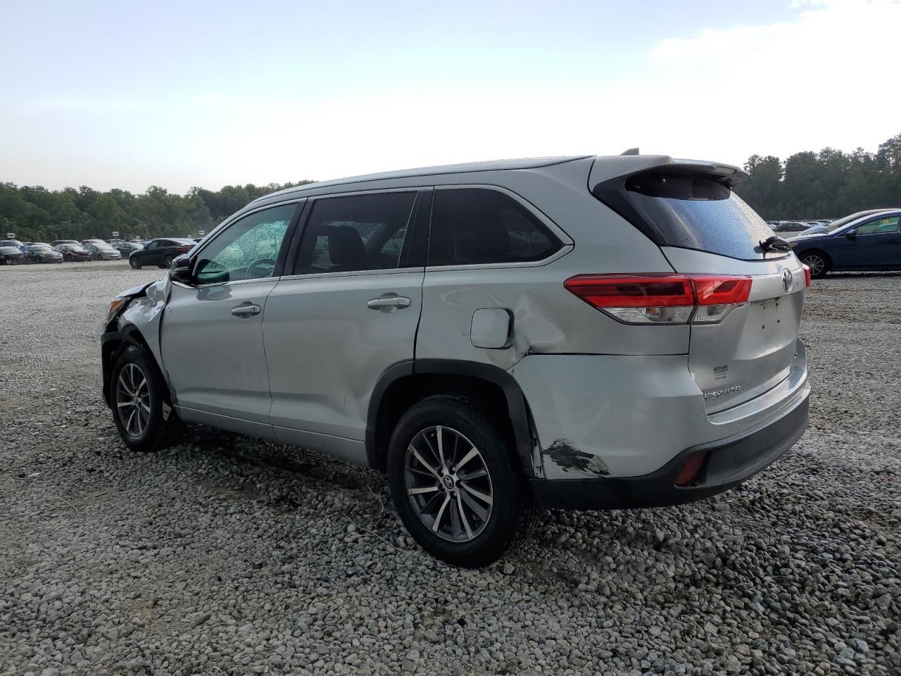 2018 TOYOTA HIGHLANDER - Image 2