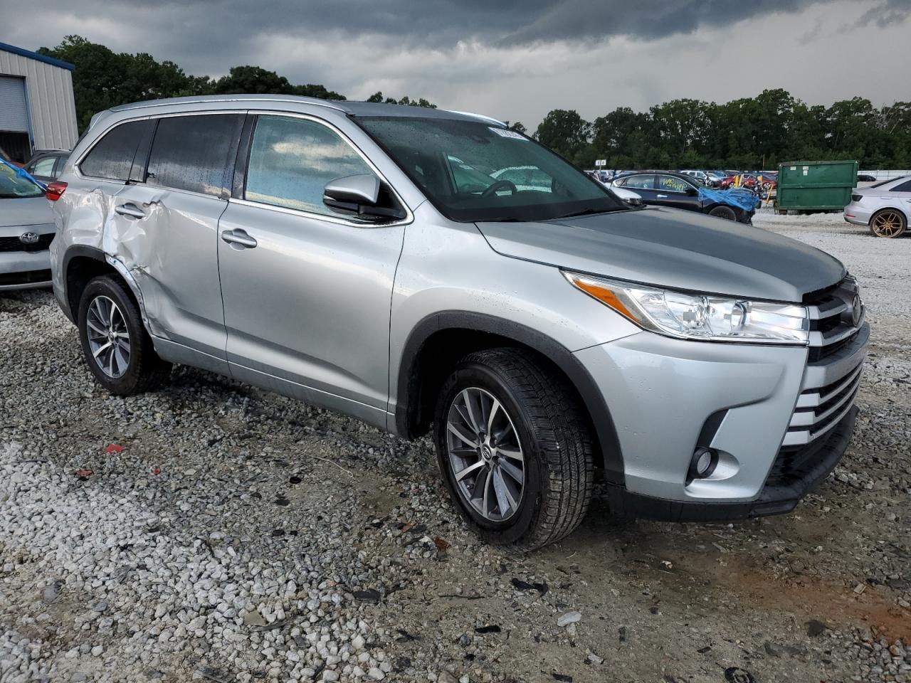 2018 TOYOTA HIGHLANDER - Image 4