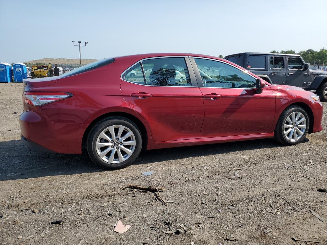 2018 TOYOTA CAMRY L - Фото 3