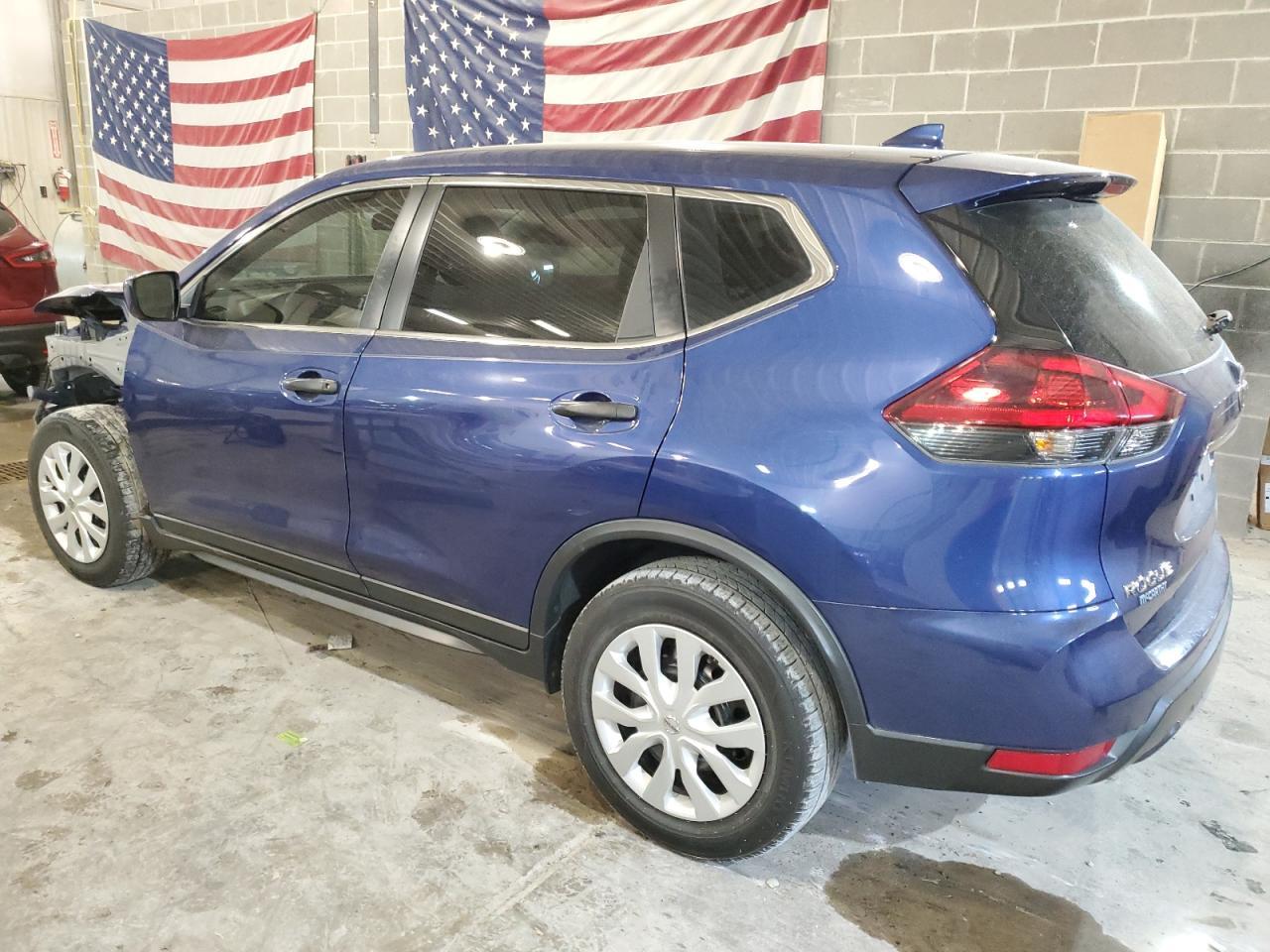 2018 NISSAN ROGUE S - Фото 2