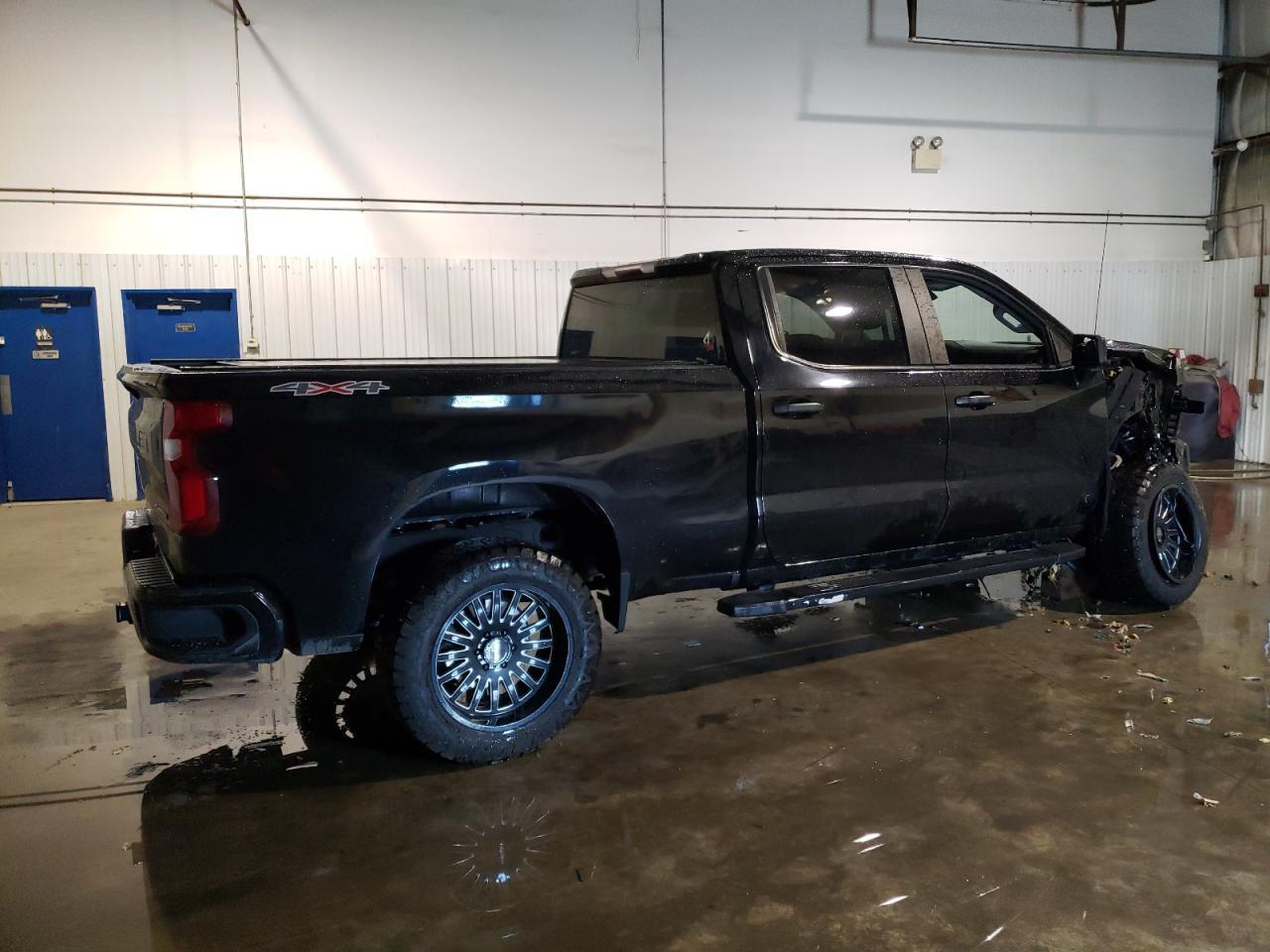 2019 CHEVROLET SILVERADO - Image 3