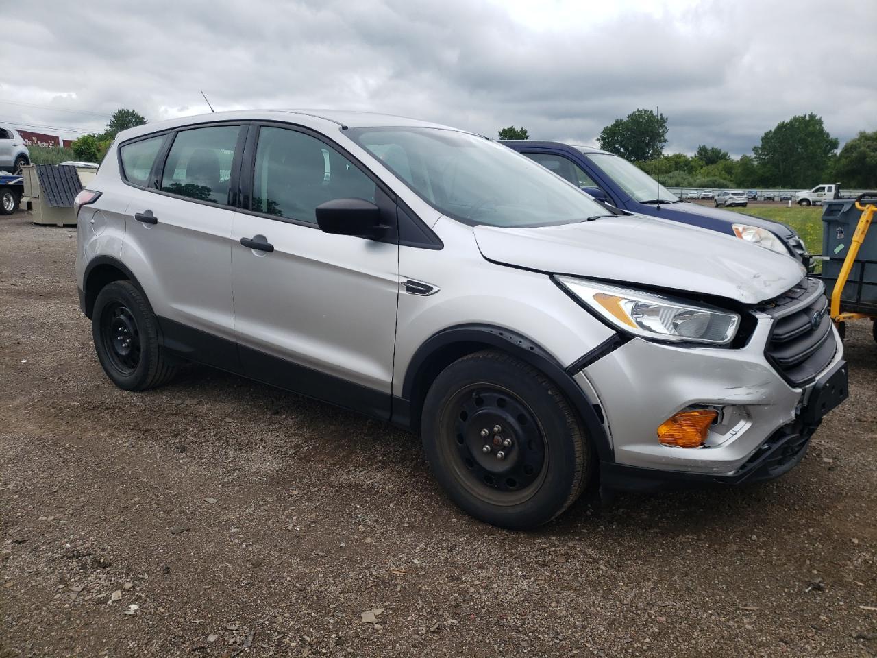 2017 FORD ESCAPE S - Image 4