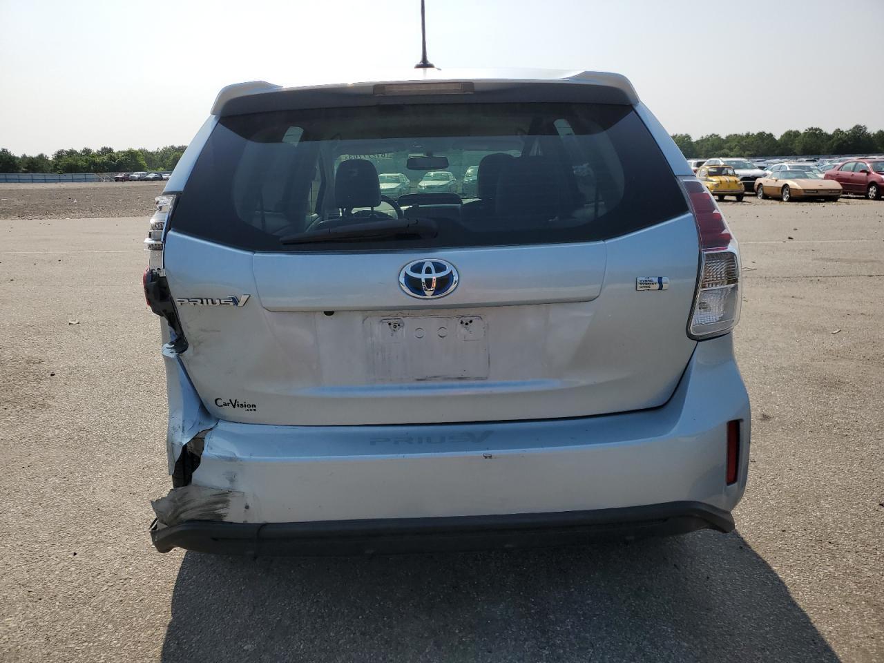 2016 TOYOTA PRIUS V - Image 6