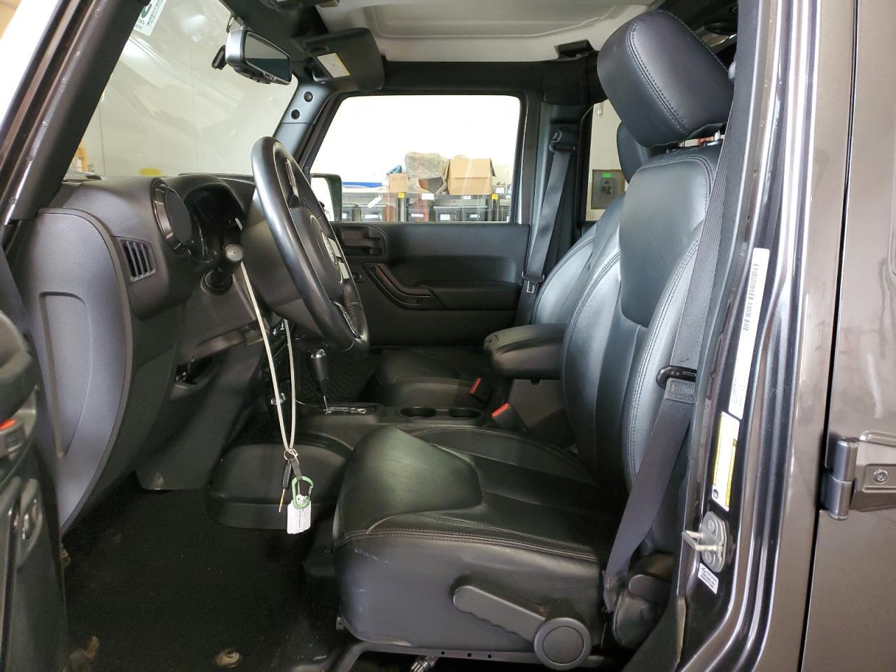 2017 JEEP WRANGLER U - Image 7
