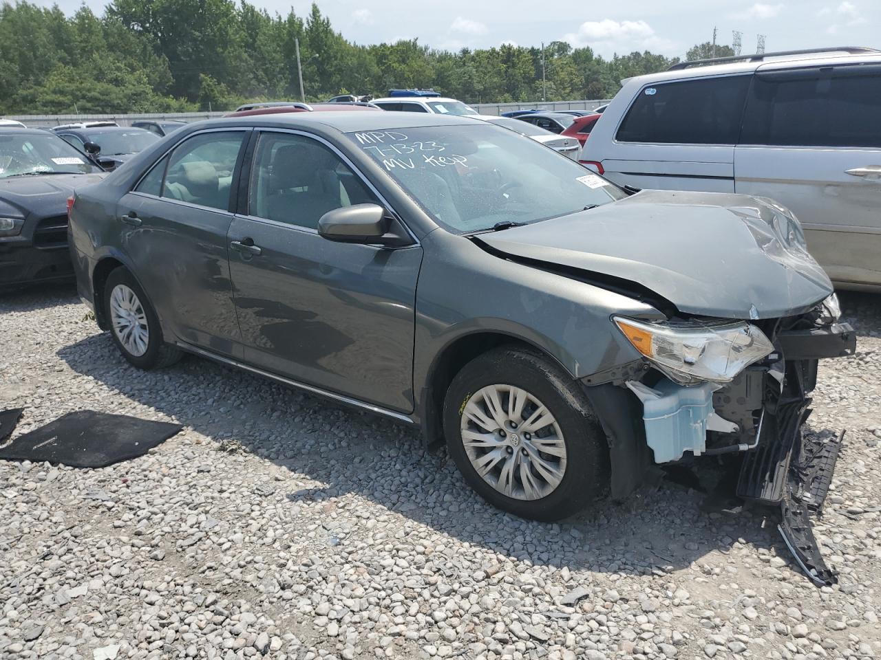 2014 TOYOTA CAMRY L - Image 4
