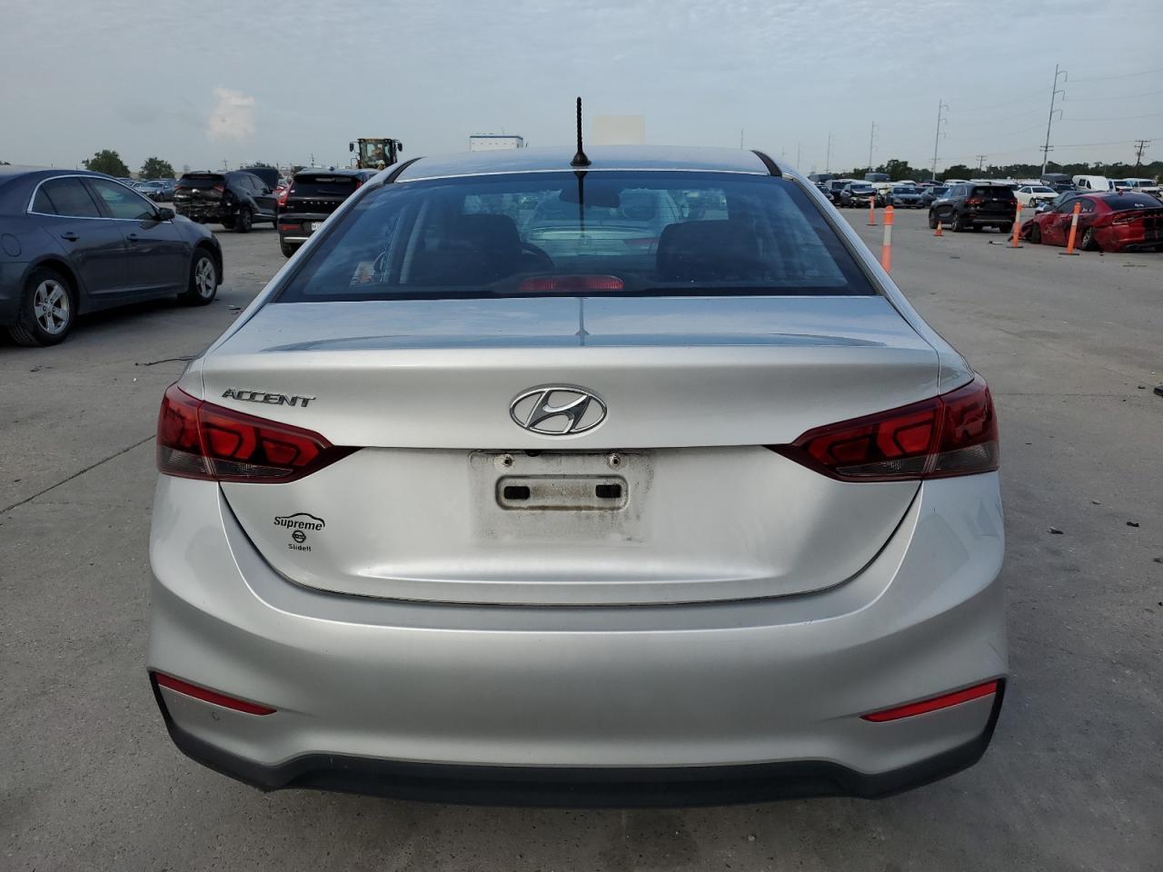 2019 HYUNDAI ACCENT SE - Фото 6