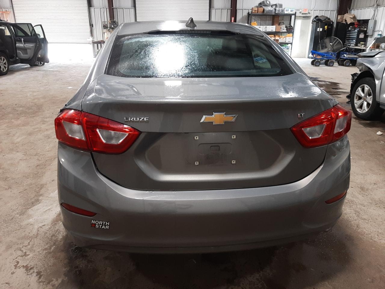 2017 CHEVROLET CRUZE LT - Фото 6