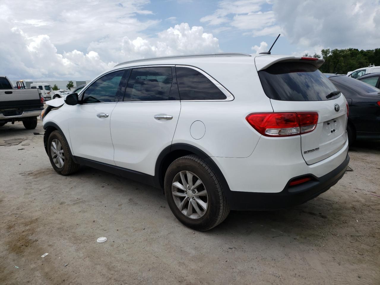 2017 KIA SORENTO LX - Фото 2