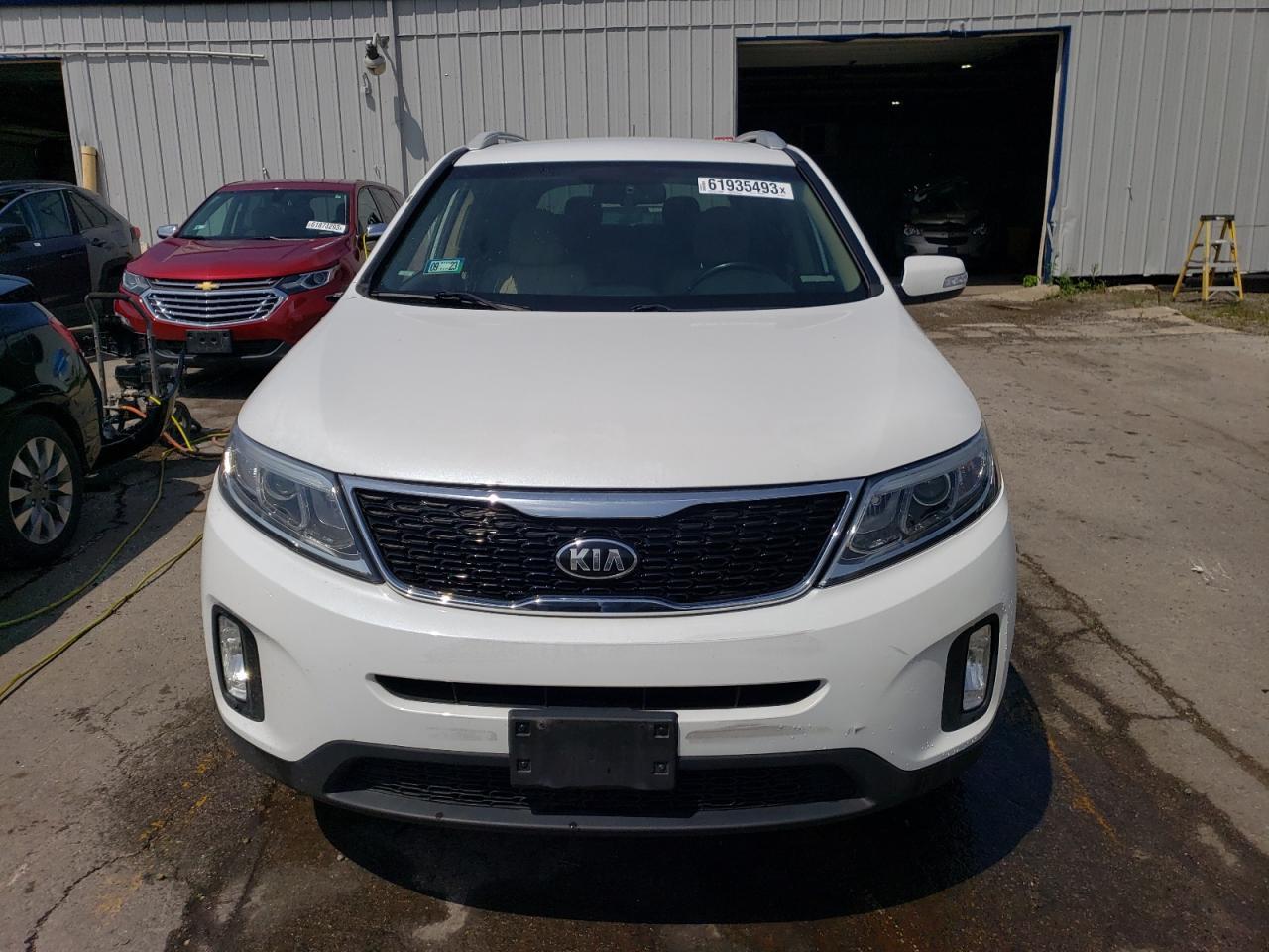 2015 KIA SORENTO LX - Image 5