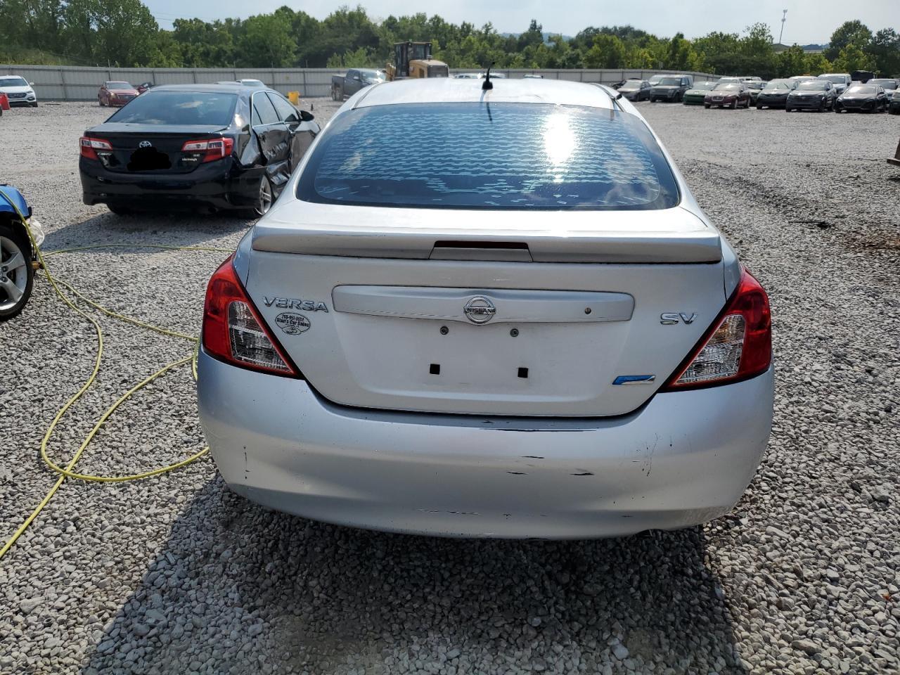 2014 NISSAN VERSA S S - Фото 6