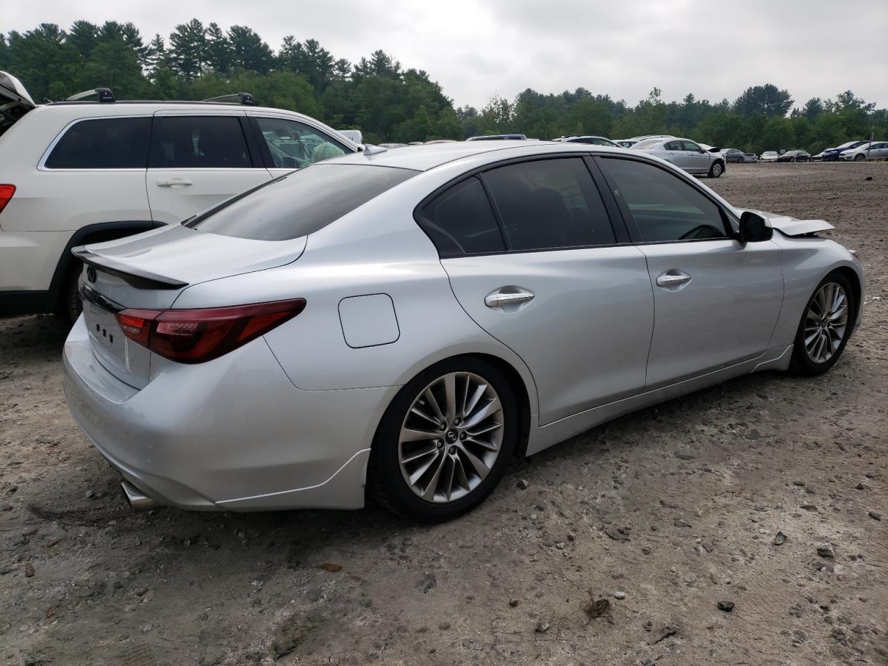 2019 INFINITI Q50 LUXE - Image 3