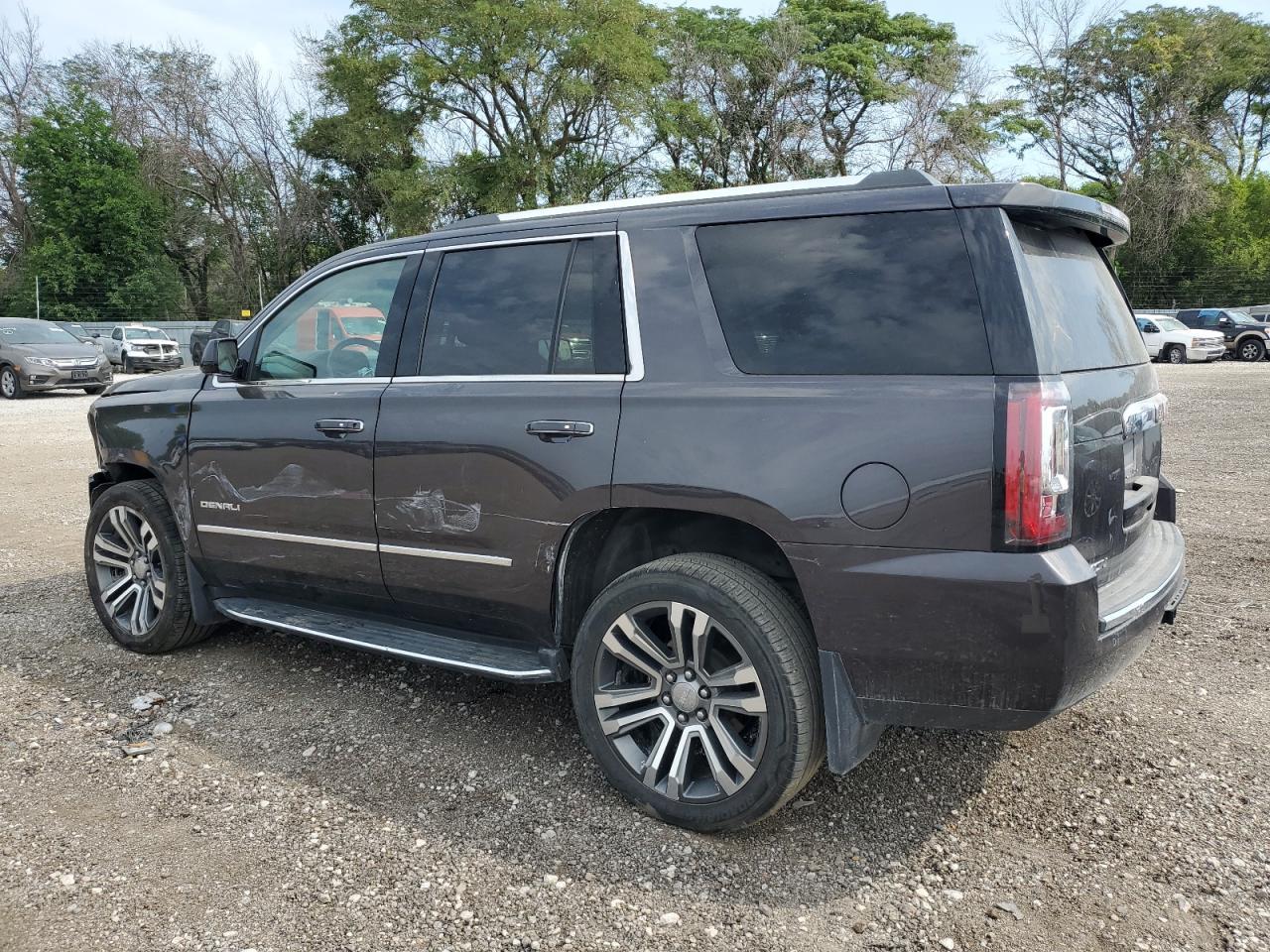 2017 GMC YUKON DENA - Фото 2