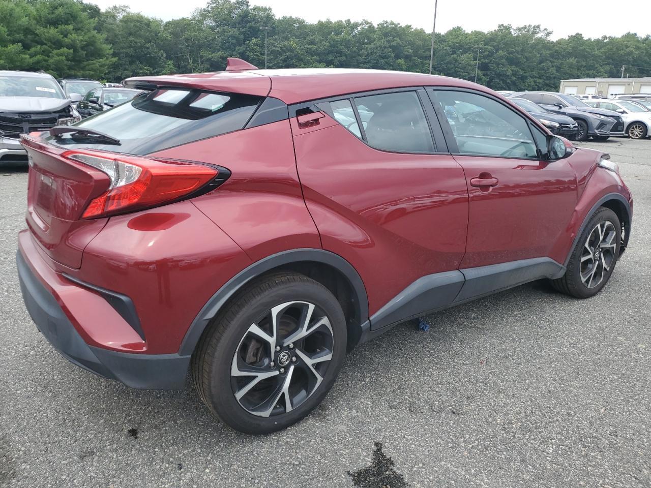 2018 TOYOTA C-HR XLE - Фото 3