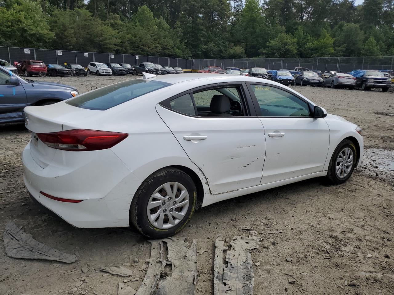 2017 HYUNDAI ELANTRA SE - Фото 3