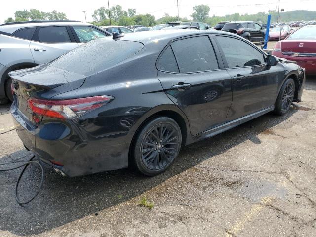 2021 Toyota Camry Se - Фото 3