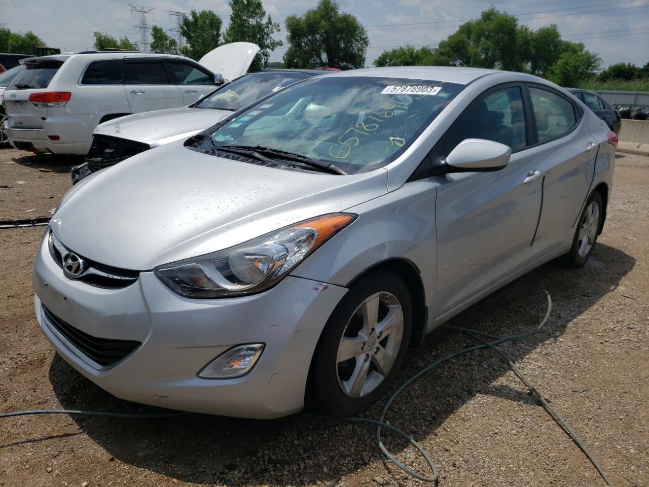 2013 HYUNDAI ELANTRA GL