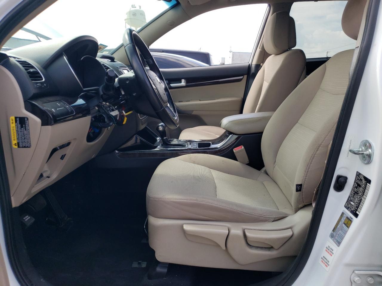 2015 KIA SORENTO LX - Image 7