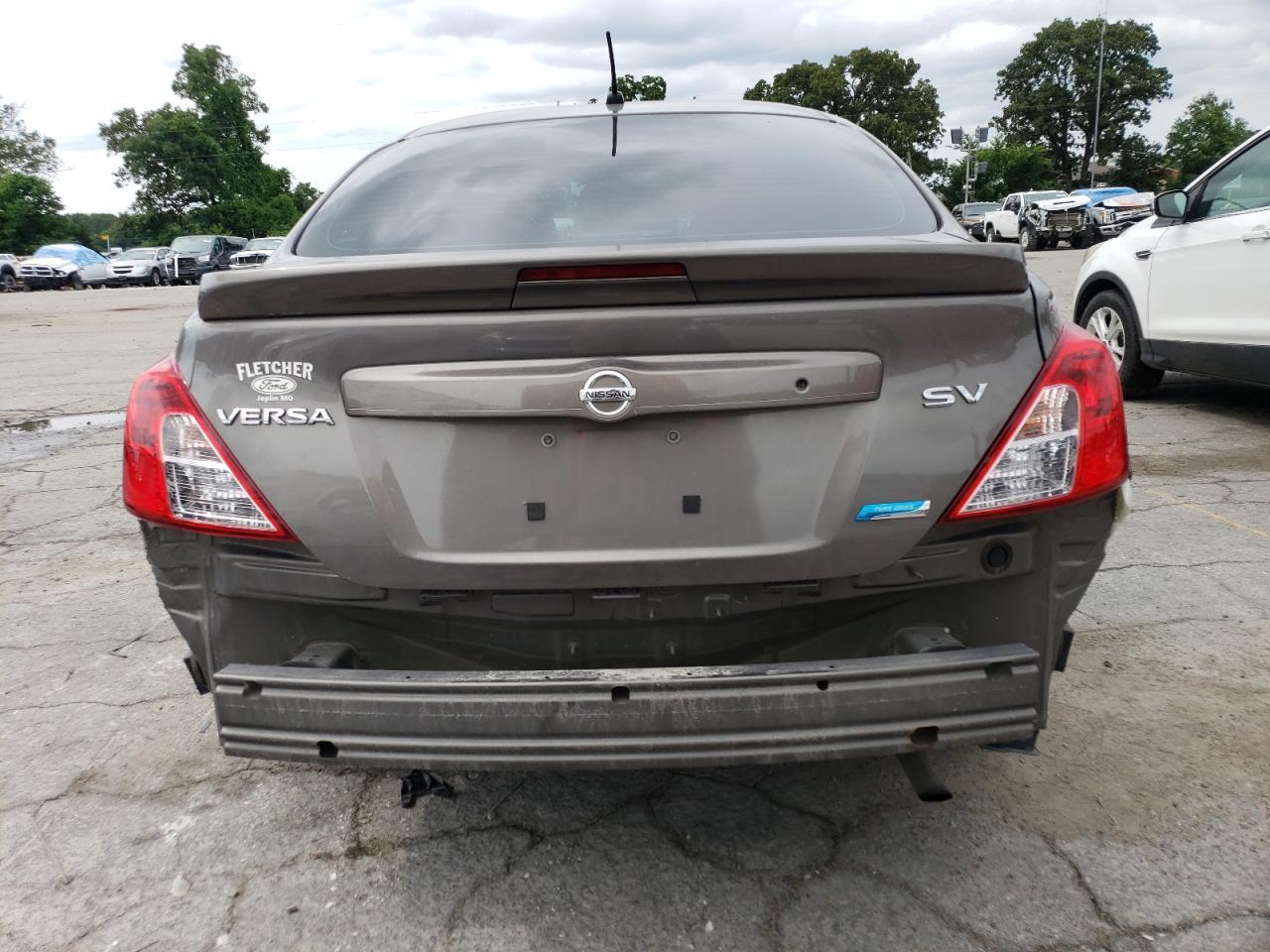 2016 NISSAN VERSA S - Фото 6