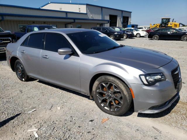 2016 Chrysler 300 S - Image 4