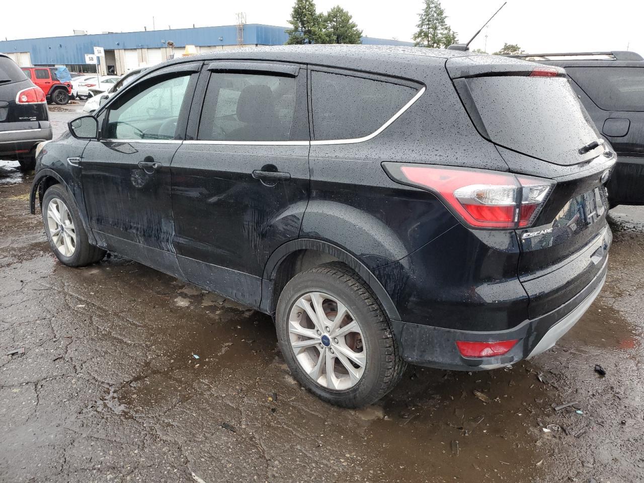 2017 FORD ESCAPE SE - Фото 2