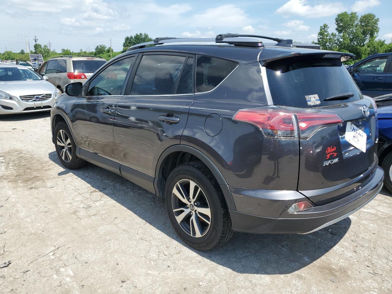 2017 TOYOTA RAV4 XLE - Фото 2