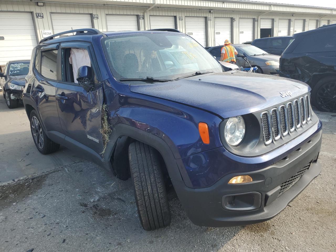 2018 JEEP RENEGADE L - Image 4