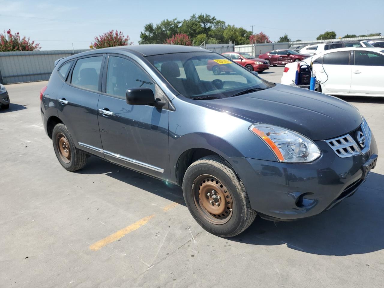 2013 NISSAN ROGUE S - Image 4