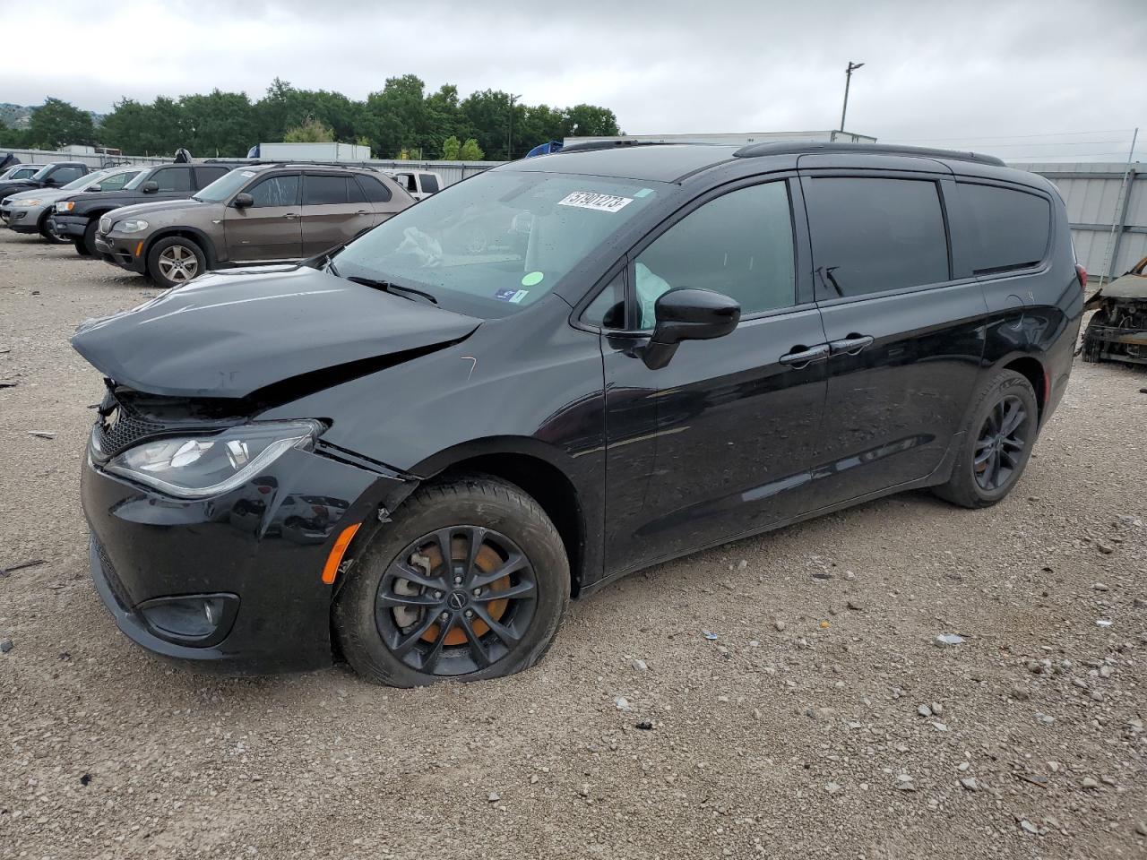 2020 CHRYSLER PACIFICA T car image