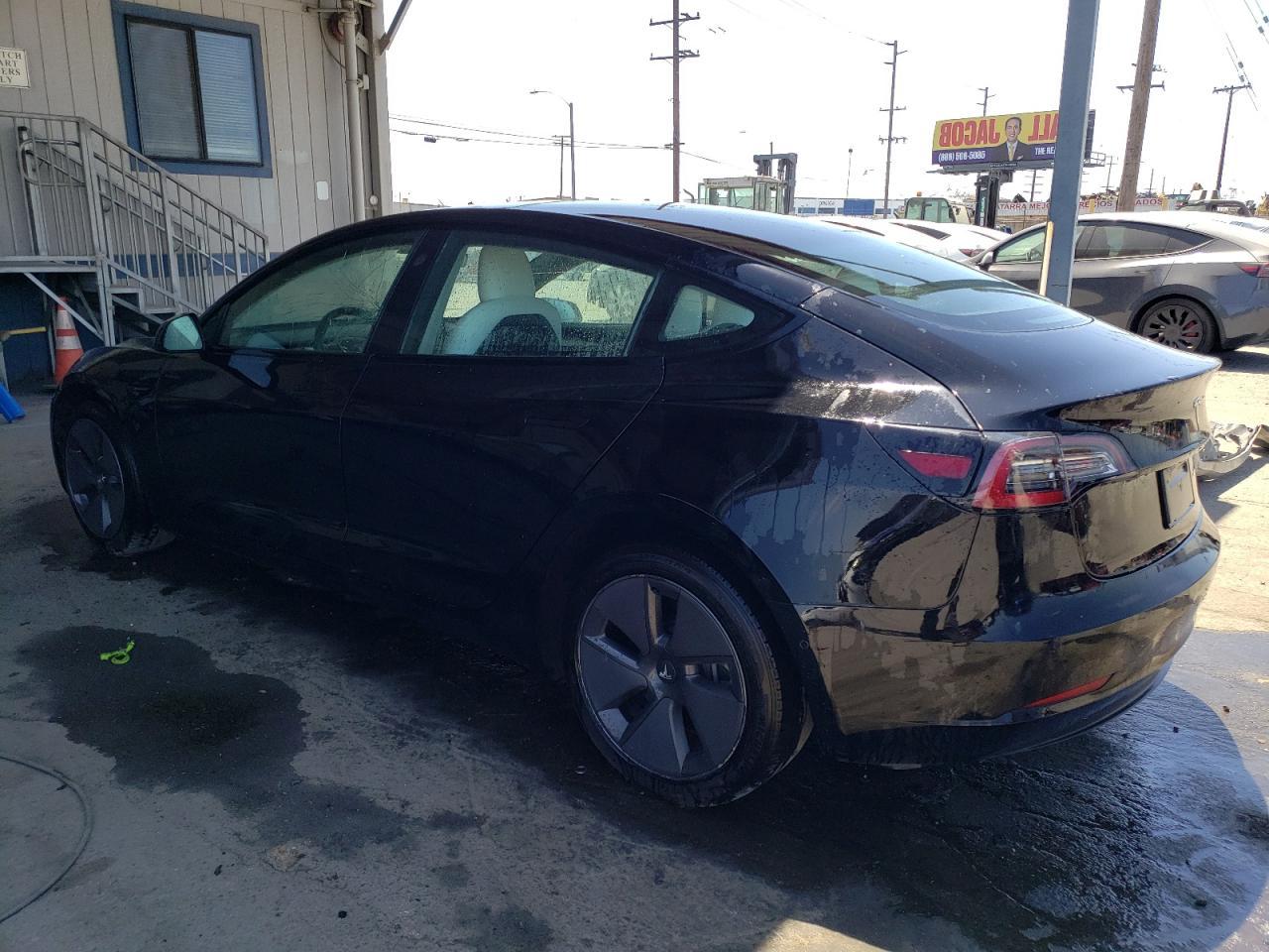 2022 TESLA MODEL 3 - Image 2